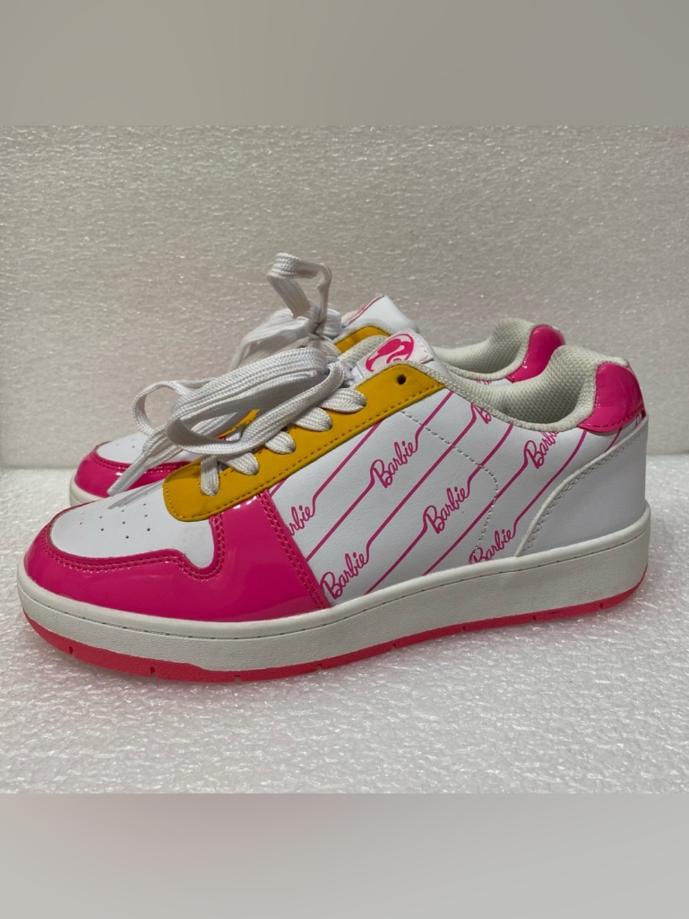 Barbie by Mattel Women's Casual Court Sneakers Shoes Pink and White Size 8